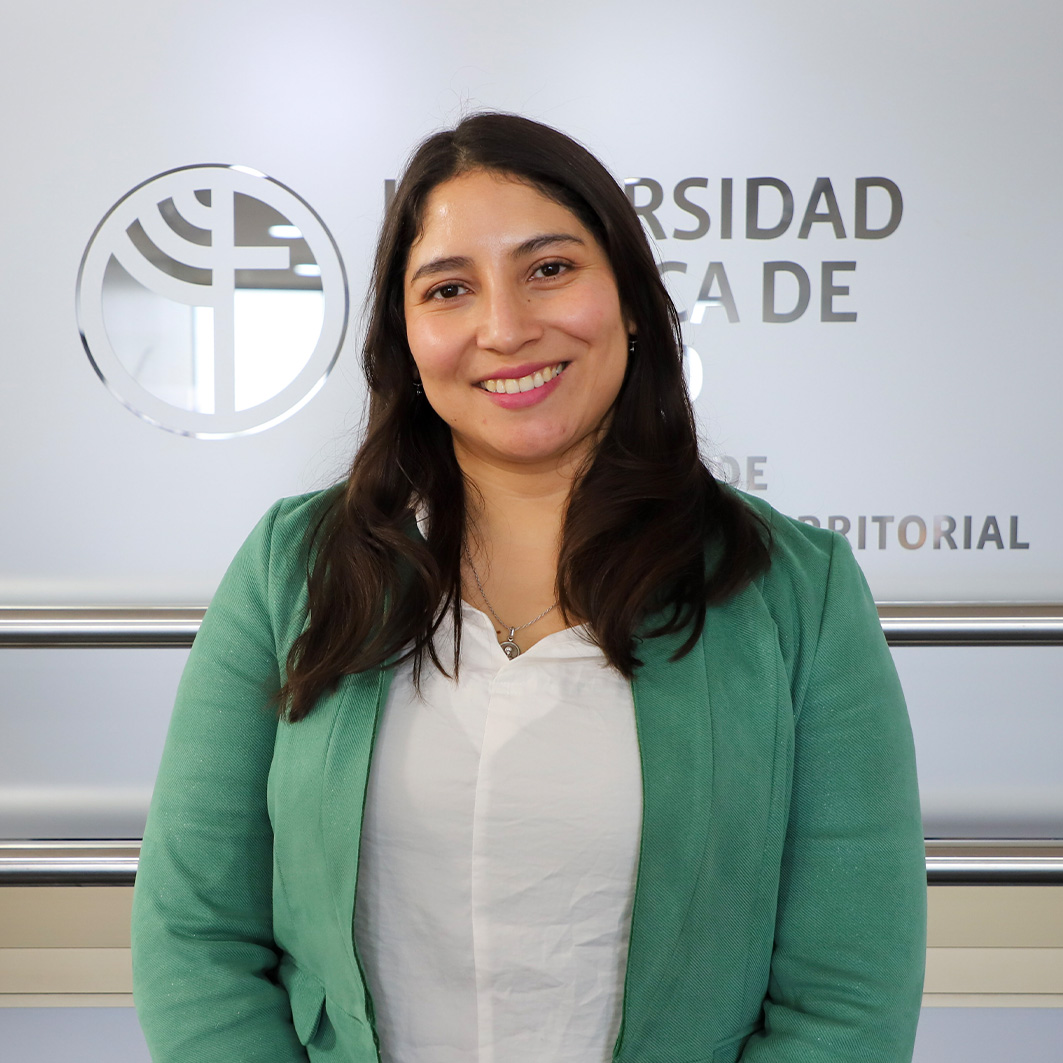 Rosa Reyes Riveros