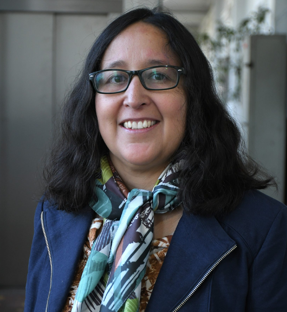 Dra. Gloria Mora